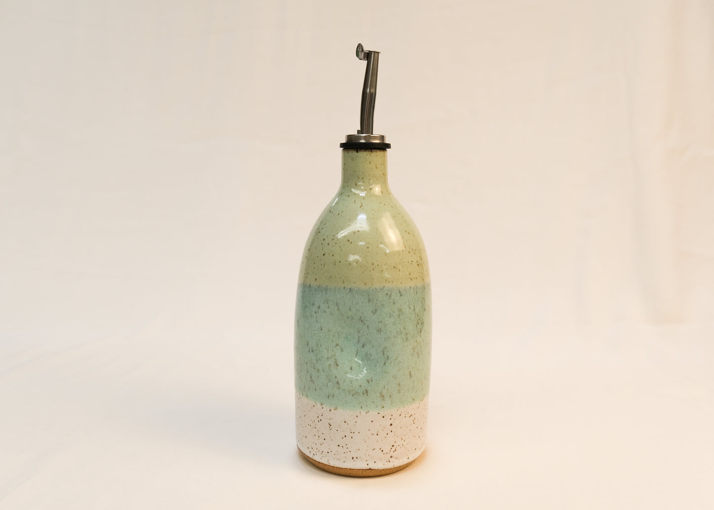 Matcha/White Oil Bottle -18 oz-