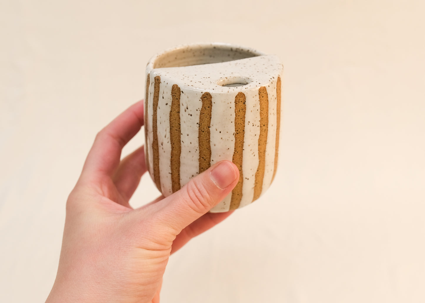 White Striped Sipper