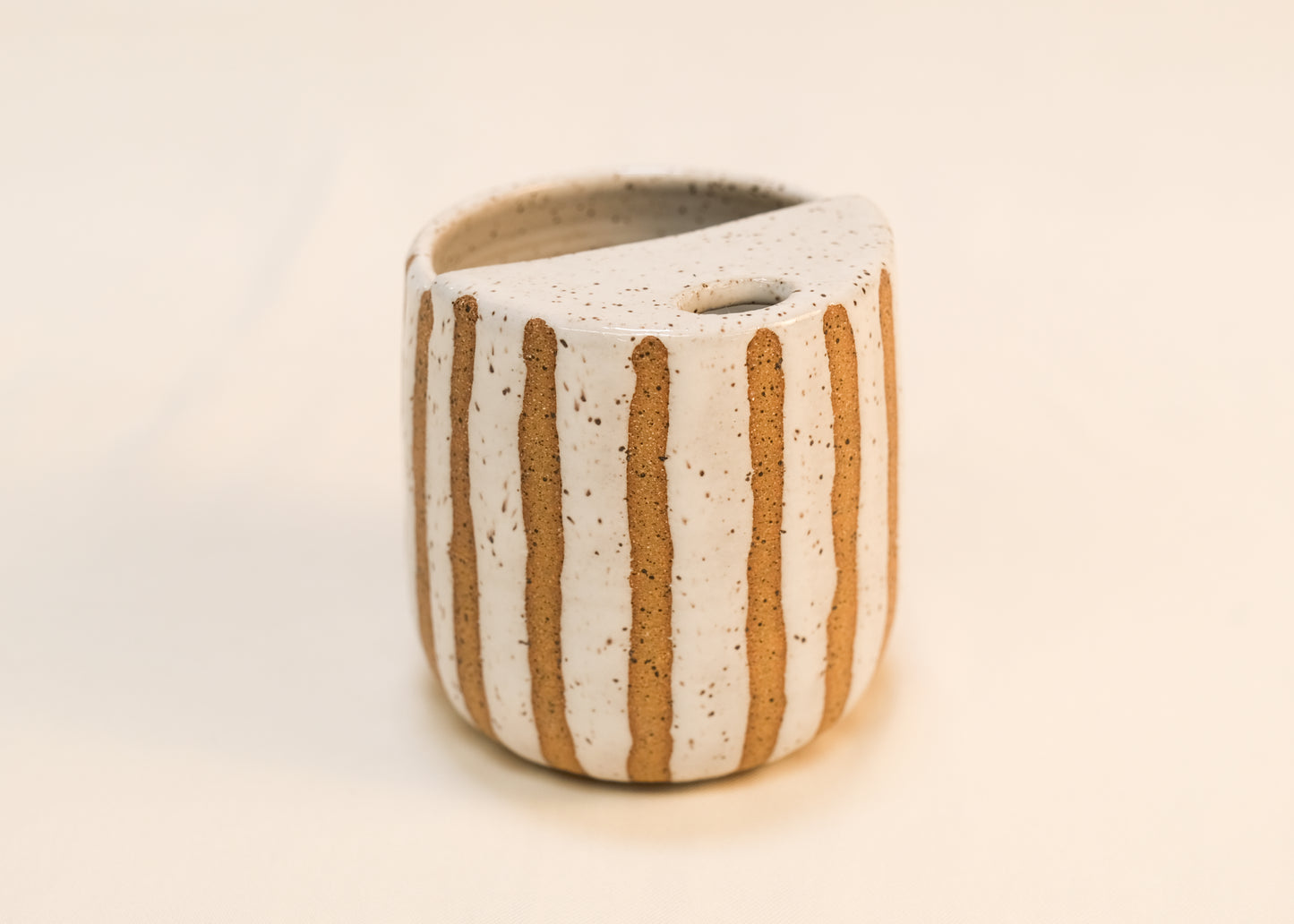 White Striped Sipper