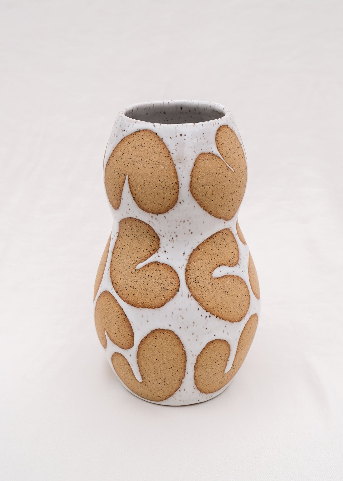 Curvy White Noodle Vase